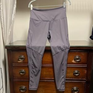 EUC Victoria's Secret Sport Women's Lavender Medium Leggings